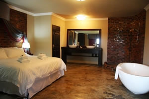 En-suit bathrooms and Luxury amenities at Accolades Accommodation and Wedding Venues in Midrand