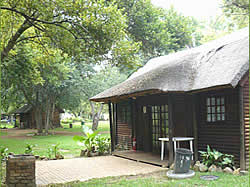 Magaliesburg Accommodation - Magaliesburg Resorts - Magaliesburg Camping -  Lovers Rock Holiday Resort and camping