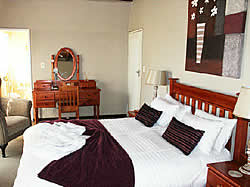 Arch Inn Guest House in Springs offers luxury accommodation