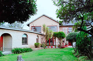Len's B&B Guest House in Benoni
