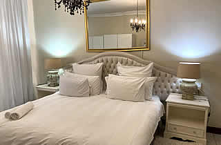 5th Avenue Guest House offers 15 magnificent en-suite rooms
