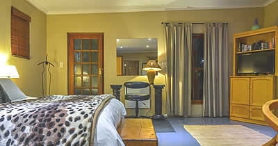 Moonflower Cottages and Sunflower Villas Accommodation close to Northcliff